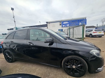 Used Mercedes-Benz B Class 2014 for sale - 77369269: Photo