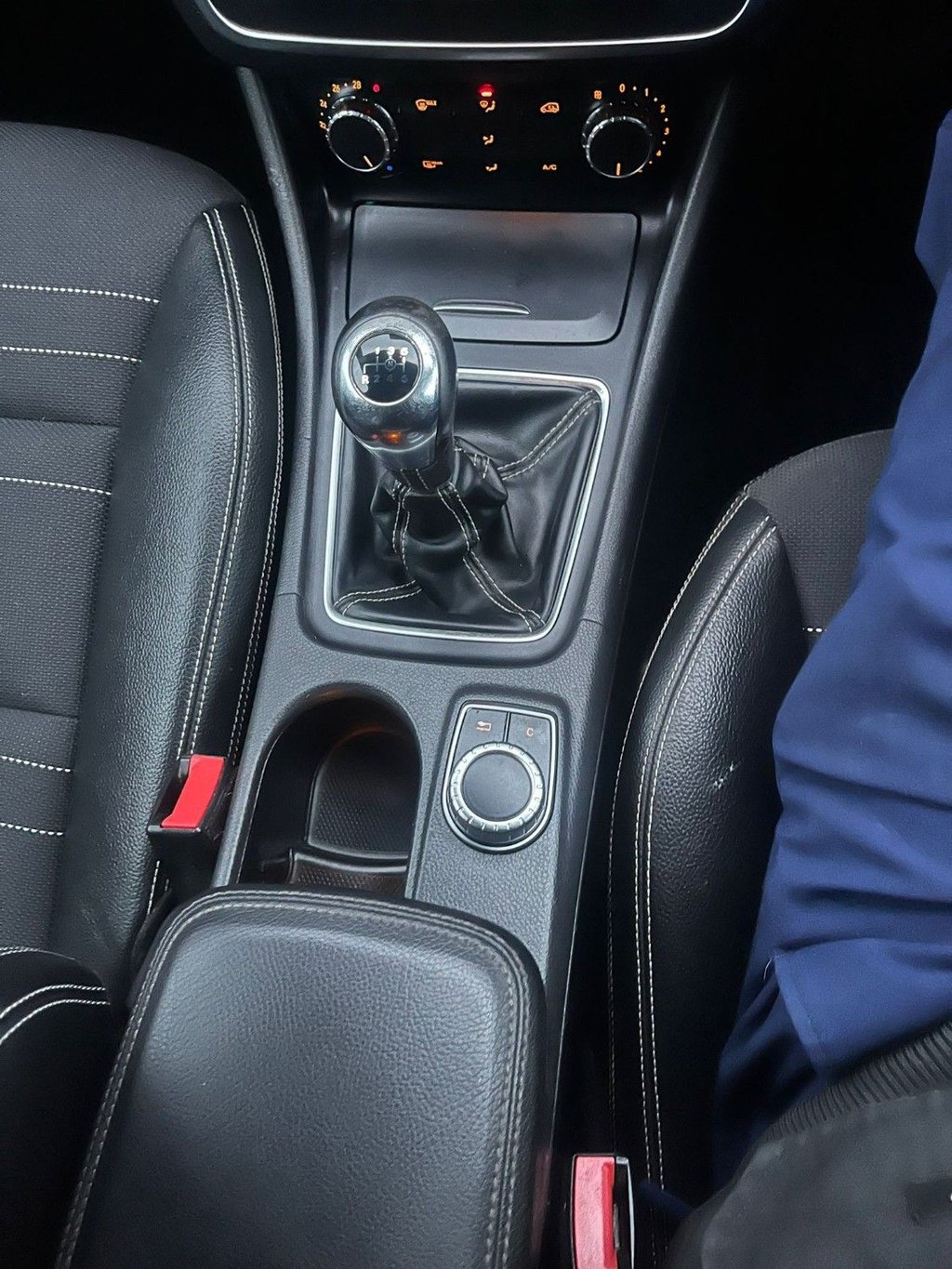 Used Mercedes-Benz A-Class 2014 for sale - 75952782: Photo 14