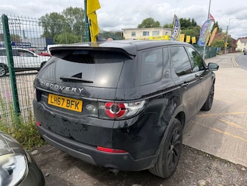 Used Land Rover Discovery Sport 2018 for sale - 79089832: Photo