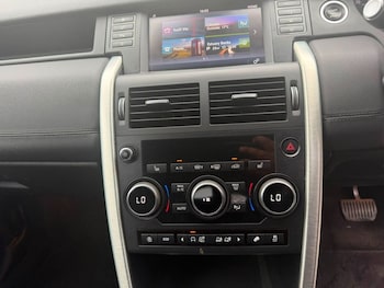 Used Land Rover Discovery Sport 2018 for sale - 79089832: Photo