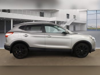 Used Nissan Qashqai 2016 for sale - 75703657: Photo