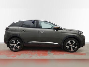 Used Peugeot 3008 2018 for sale - 77236624: Photo