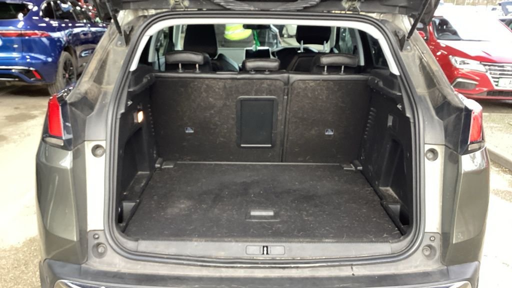 Used Peugeot 3008 2018 for sale - 77236624: Photo 9