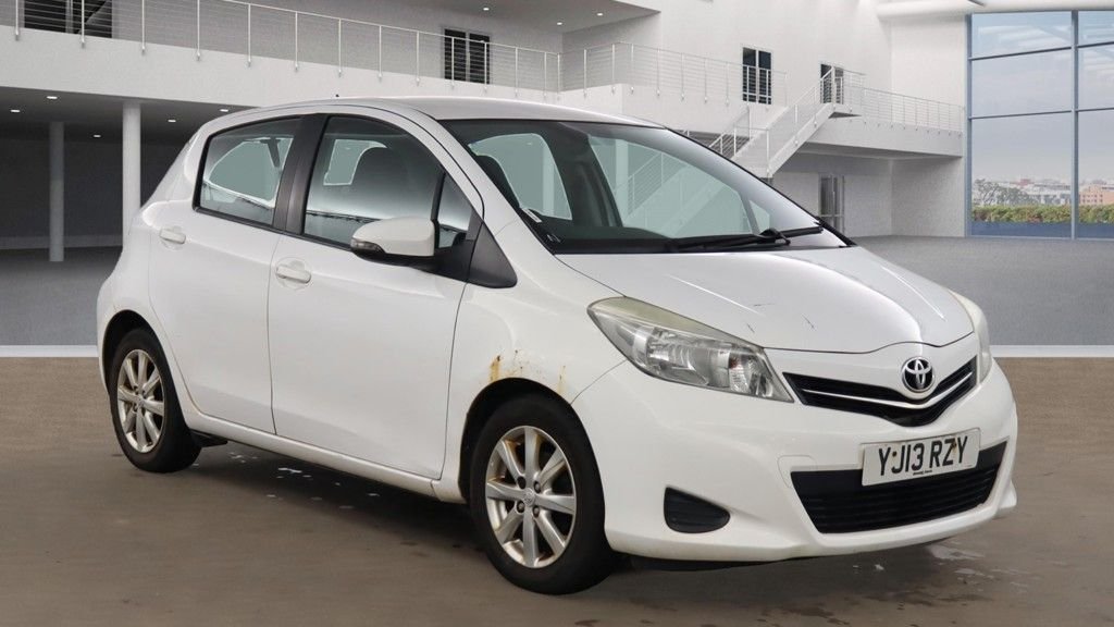 Used Toyota Yaris 2013 for sale - 76604827: Photo 1