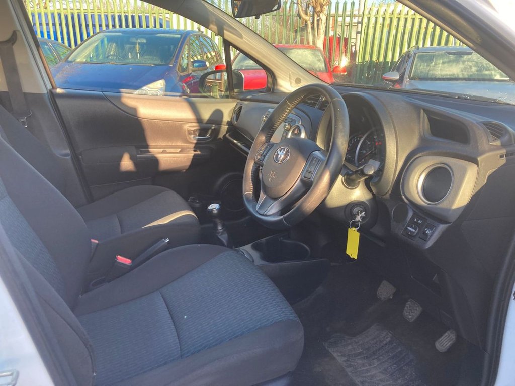 Used Toyota Yaris 2013 for sale - 76604827: Photo 19