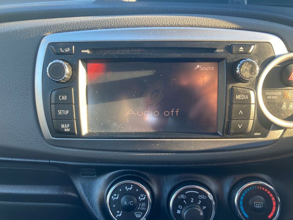 Used Toyota Yaris 2013 for sale - 76604827: Photo 22