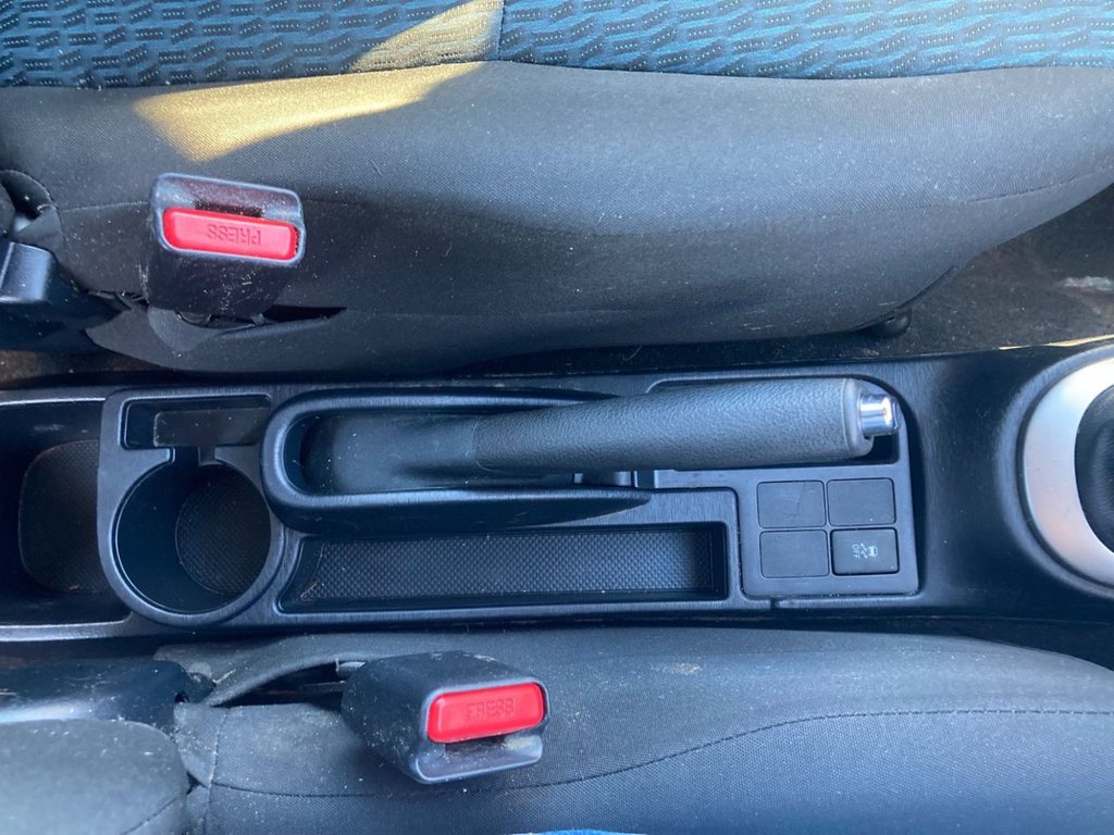 Used Toyota Yaris 2013 for sale - 76604827: Photo 27