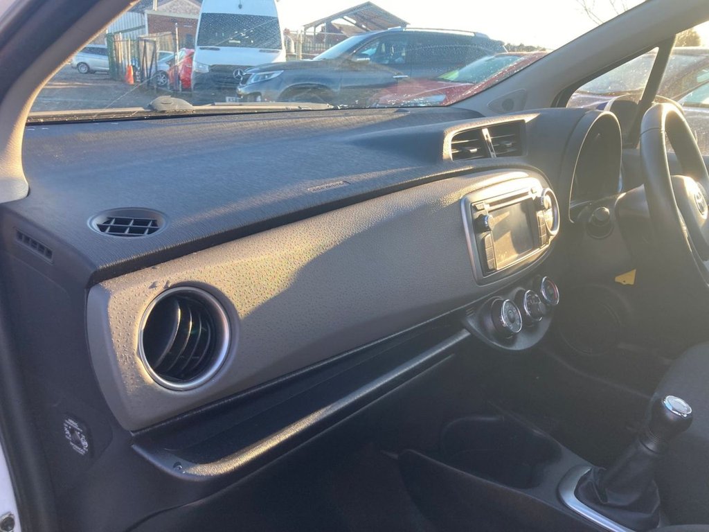 Used Toyota Yaris 2013 for sale - 76604827: Photo 29