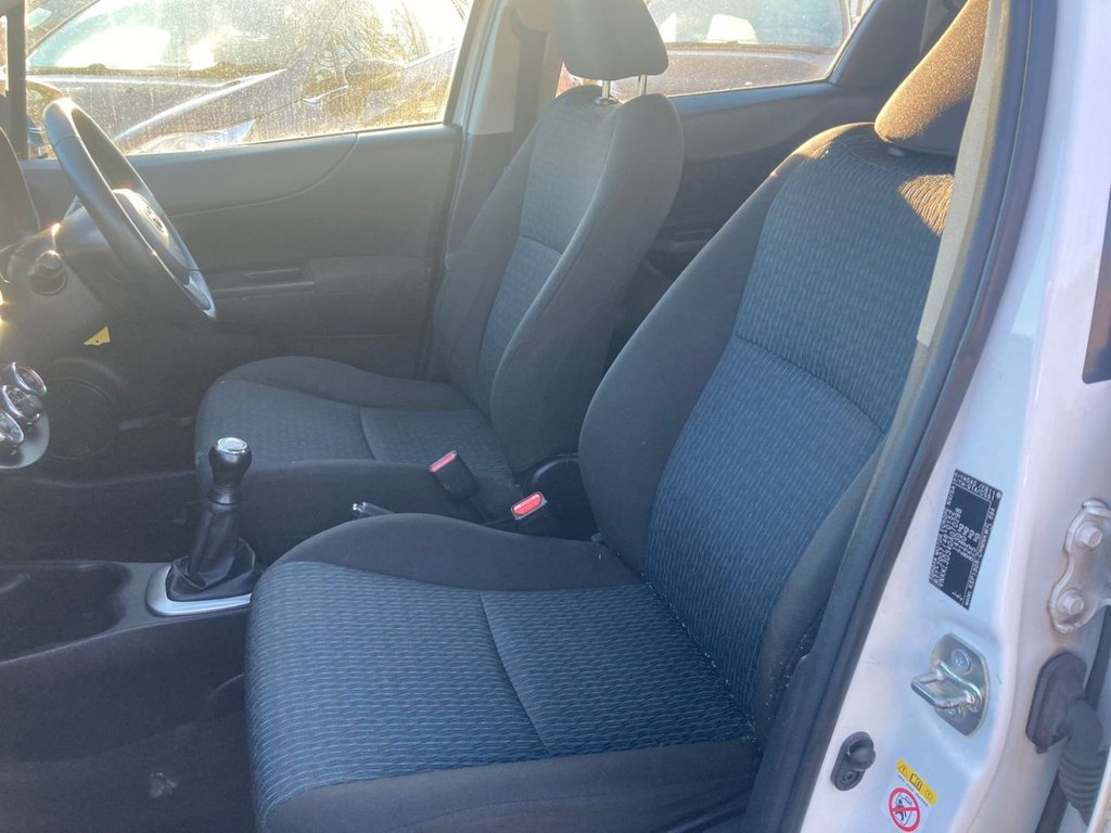 Used Toyota Yaris 2013 for sale - 76604827: Photo 31