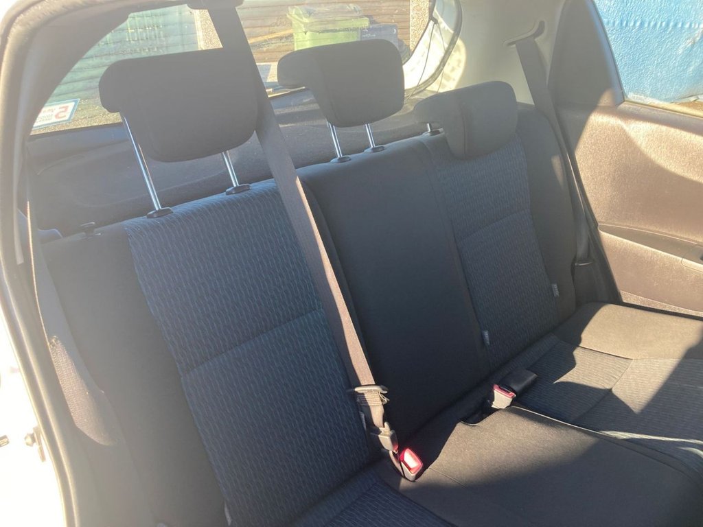 Used Toyota Yaris 2013 for sale - 76604827: Photo 34