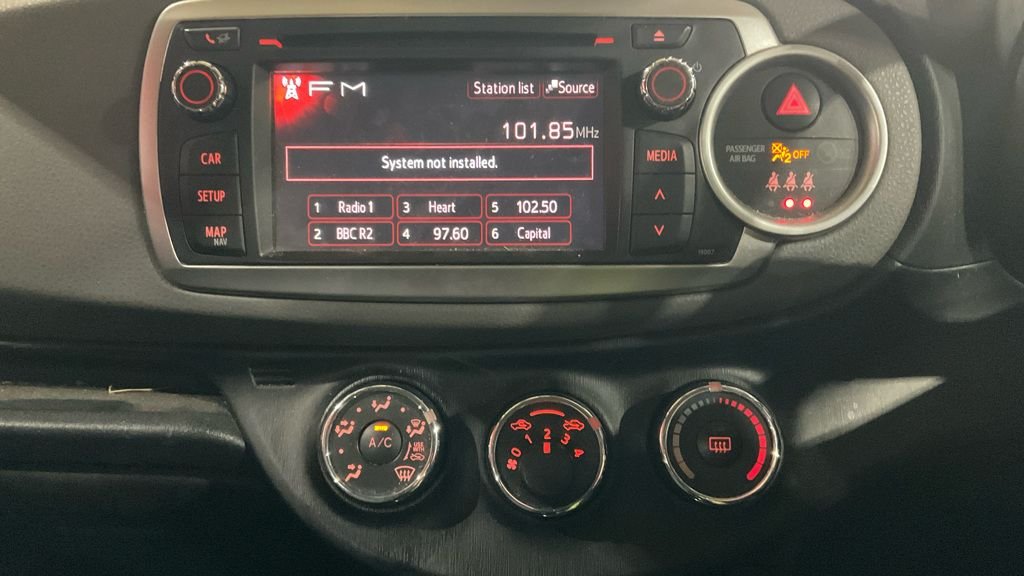 Used Toyota Yaris 2013 for sale - 76604827: Photo 7