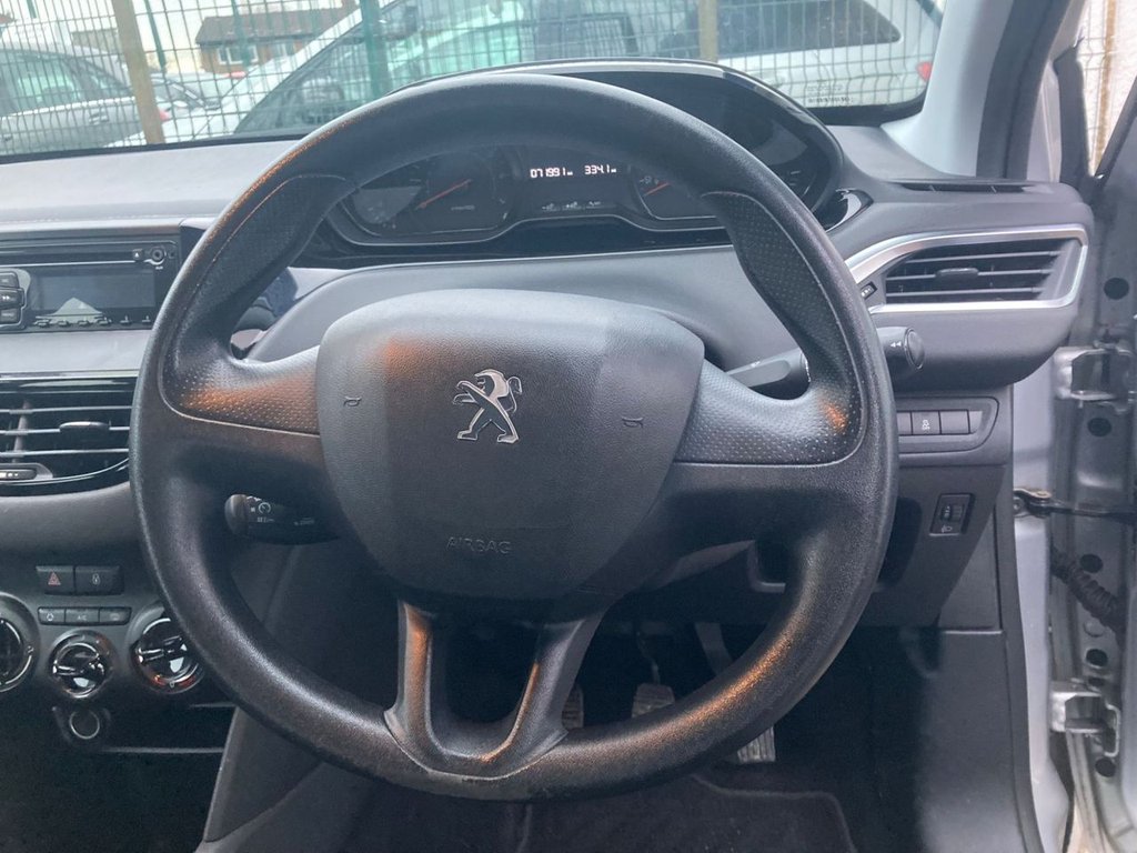 Used Peugeot 208 2012 for sale - 77582917: Photo 14