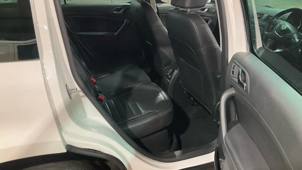 Used Skoda Yeti 2013 for sale - 76590920: Photo 16