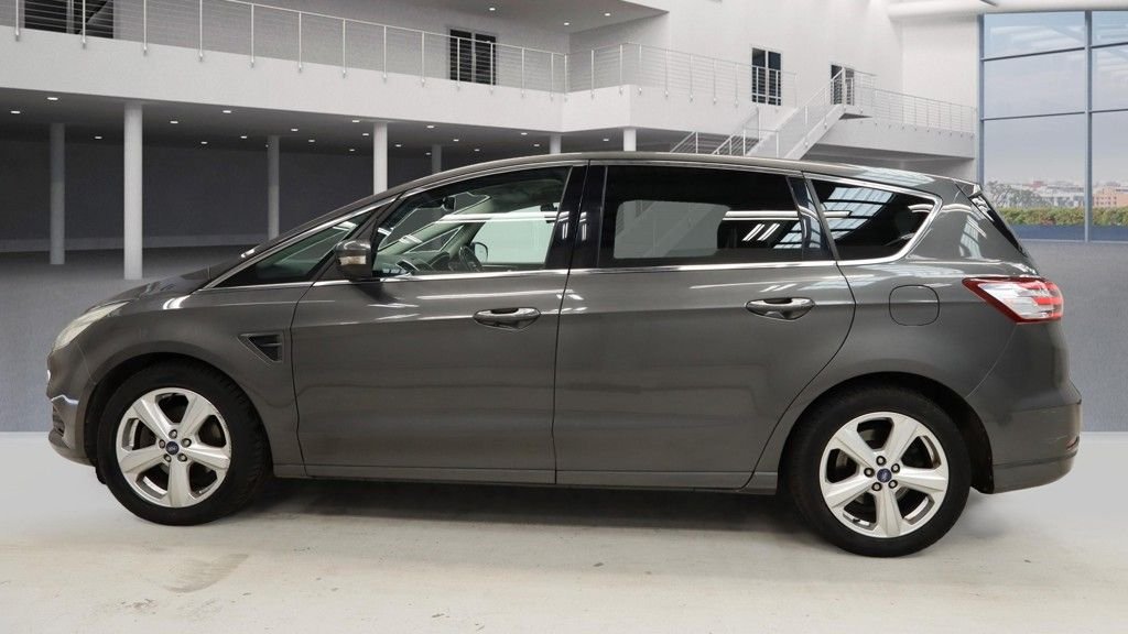 Used Ford S-Max 2017 for sale - 76406287: Photo 5
