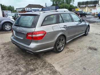 Used Mercedes-Benz E Class 2011 for sale - 79089830: Photo
