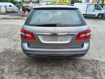 Used Mercedes-Benz E Class 2011 for sale - 79089830: Photo