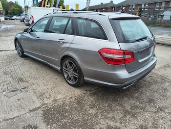 Used Mercedes-Benz E Class 2011 for sale - 79089830: Photo