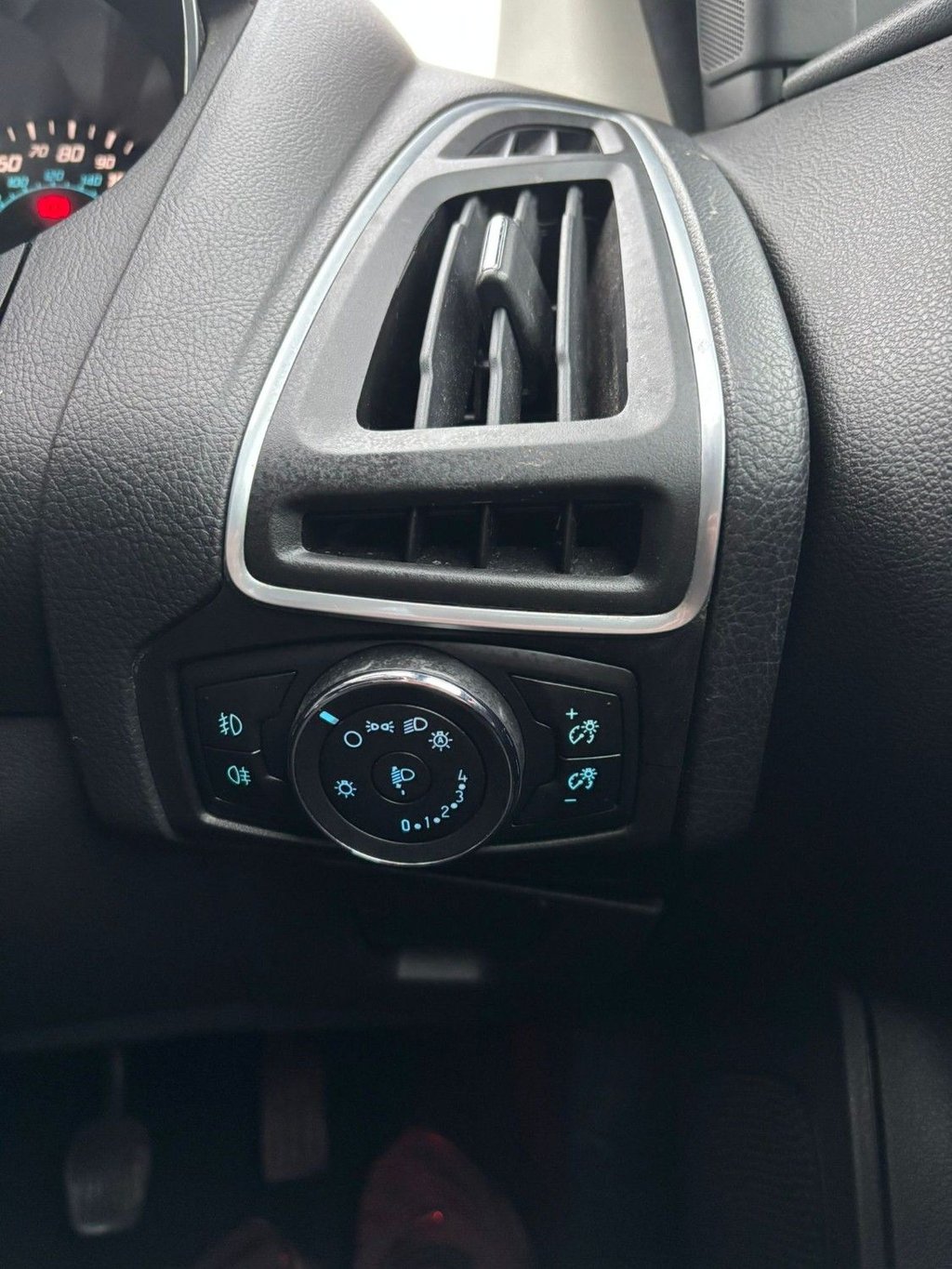 Used Ford Focus 2014 for sale - 78002332: Photo 12