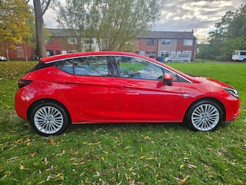 Used Vauxhall Astra 2018 for sale - 76429620: Photo