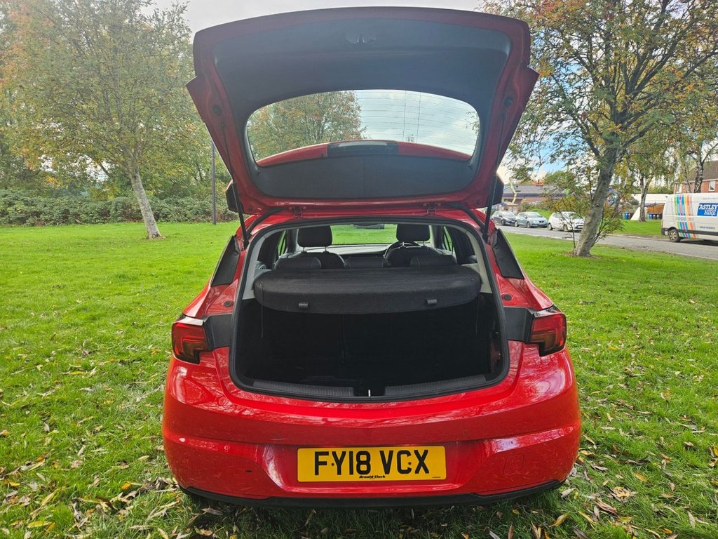 Used Vauxhall Astra 2018 for sale - 76429620: Photo 7