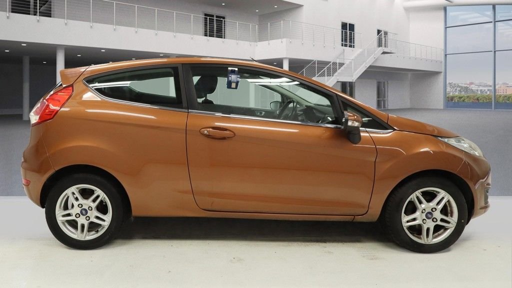 Used Ford Fiesta 2013 for sale - 76520651: Photo 2