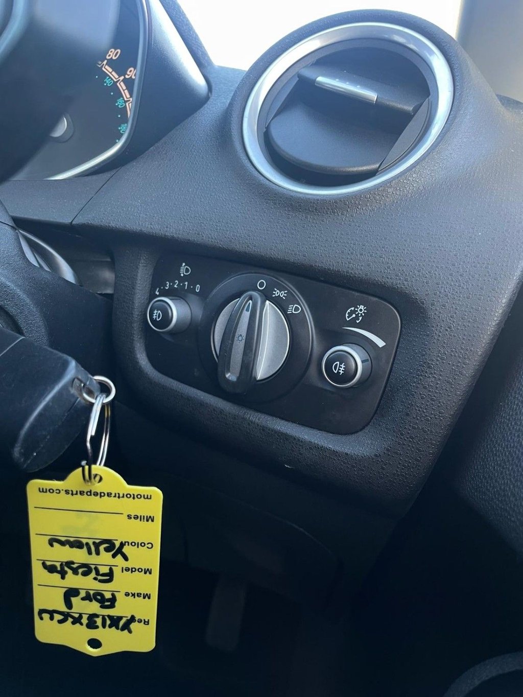 Used Ford Fiesta 2013 for sale - 76520651: Photo 23