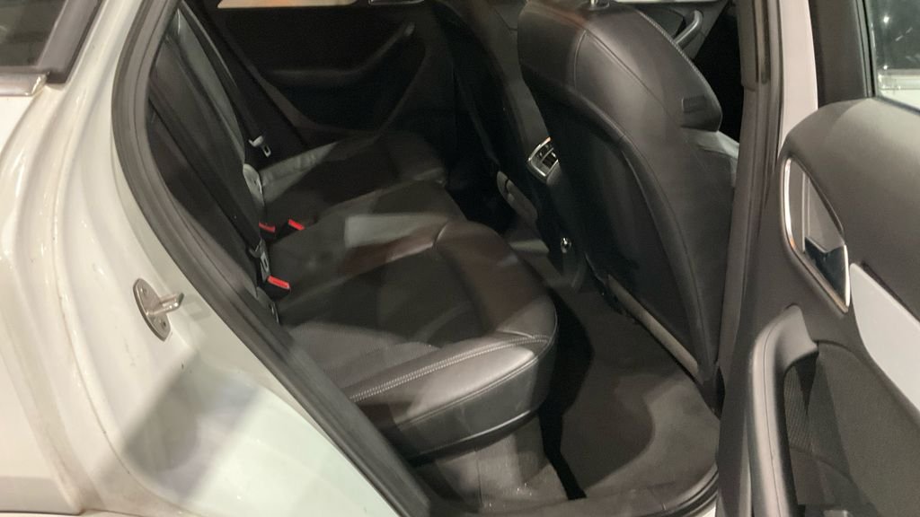 Used Audi Q3 2013 for sale - 77053629: Photo 10