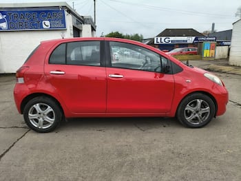 Used Toyota Yaris 2010 for sale - 79643703: Photo
