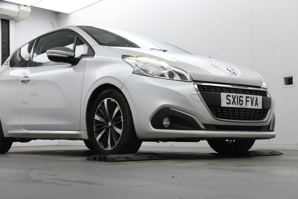 Used Peugeot 208 2016 for sale - 78212781: Photo 7