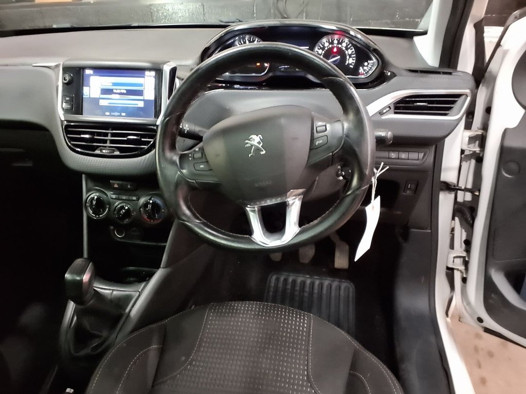 Used Peugeot 208 2016 for sale - 78212781: Photo 9