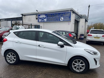 Used Ford Fiesta 2018 for sale - 76474612: Photo