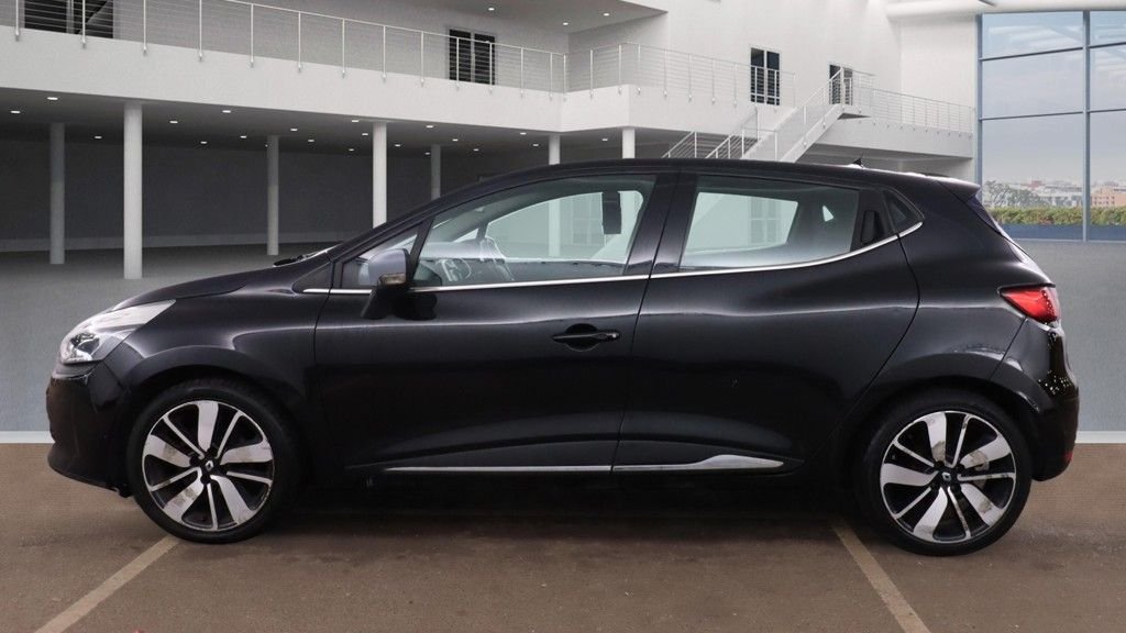 Used Renault Clio 2016 for sale - 76367572: Photo 5