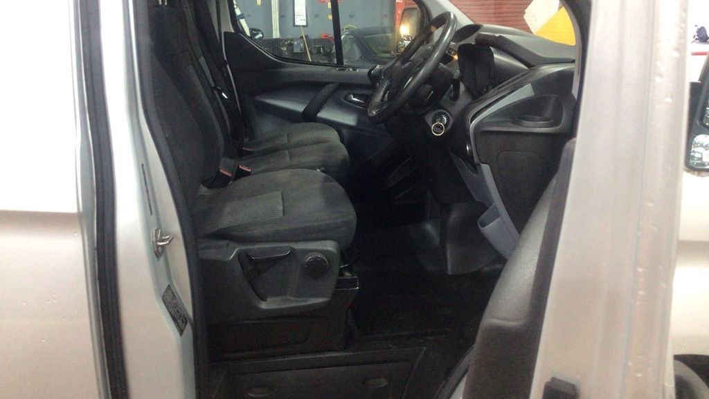 Used Ford Transit Custom 2013 for sale - 76841423: Photo 9