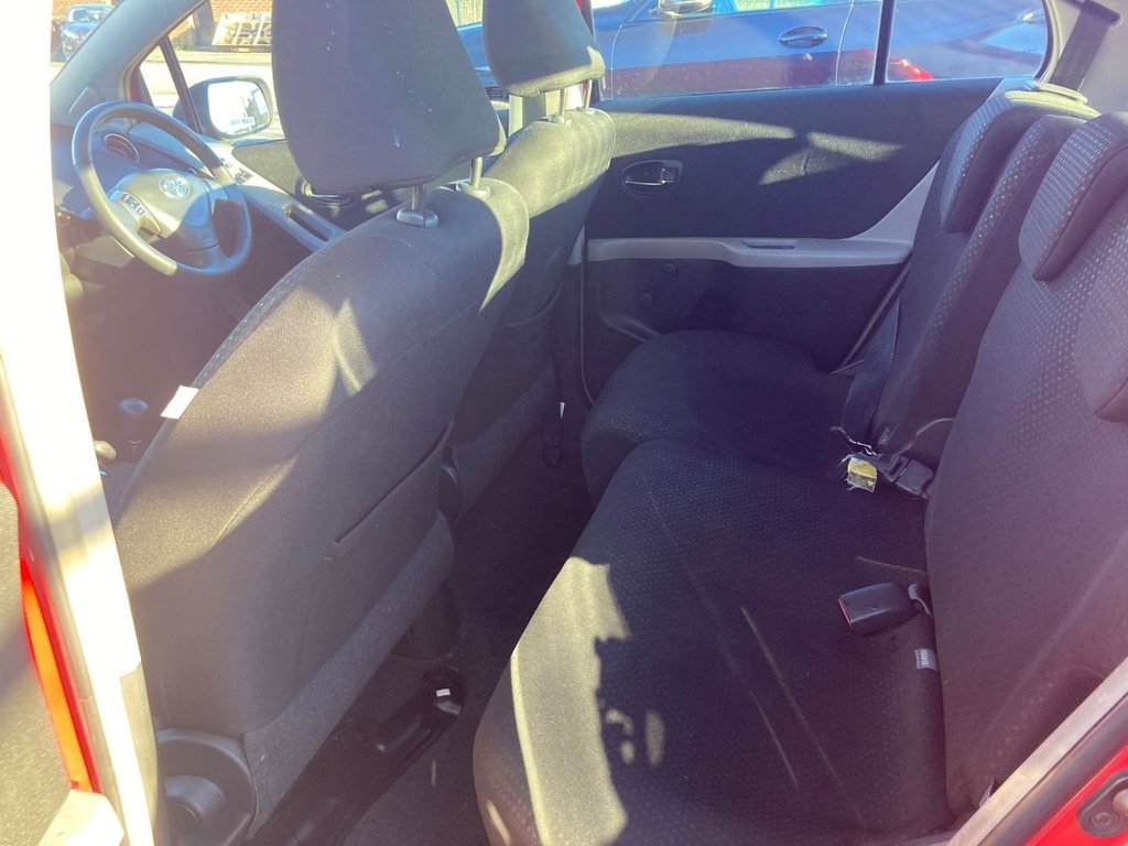 Used Toyota Yaris 2011 for sale - 77053580: Photo 24