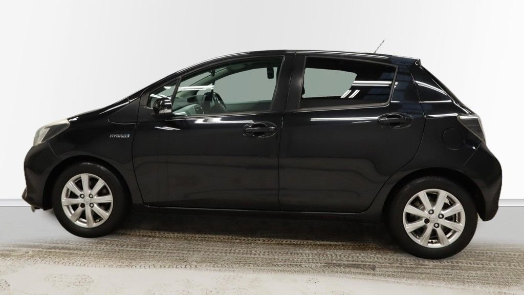 Used Toyota Yaris 2014 for sale - 77227346: Photo 5