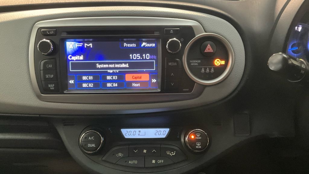 Used Toyota Yaris 2014 for sale - 77227346: Photo 8