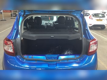 Used Dacia Sandero Stepway 2014 for sale - 76255898: Photo 4