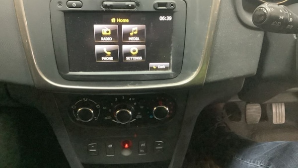 Used Dacia Sandero Stepway 2014 for sale - 76255898: Photo 8