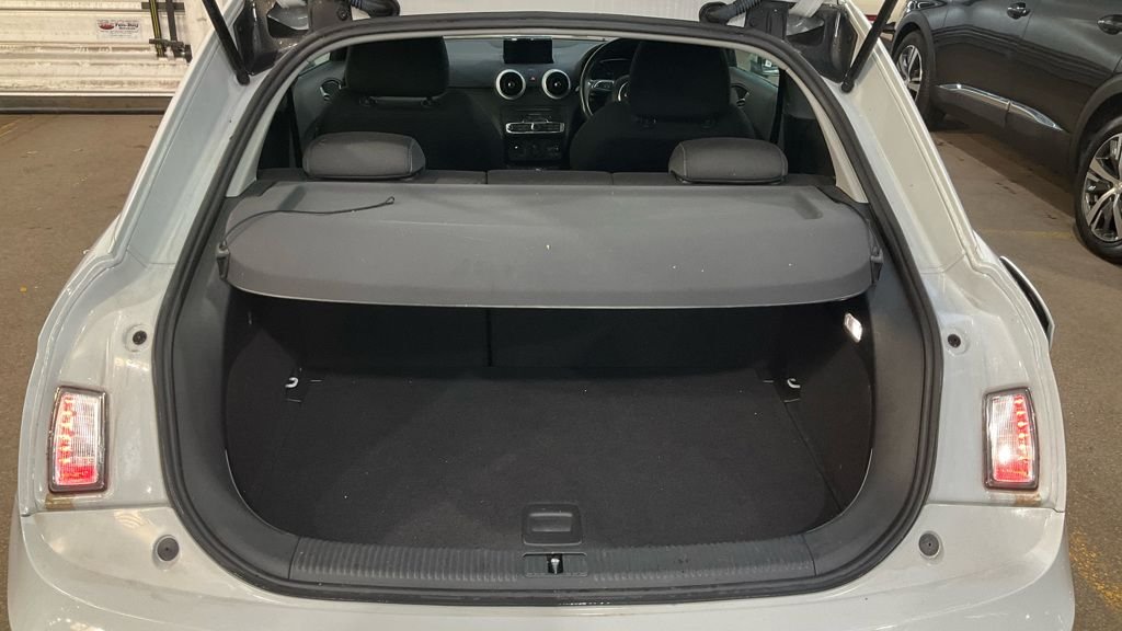 Used Audi A1 2015 for sale - 76570322: Photo 7