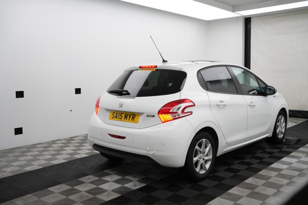 Used Peugeot 208 2015 for sale - 77594524: Photo 4