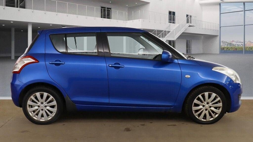 Used Suzuki Swift 2011 for sale - 76375921: Photo 3