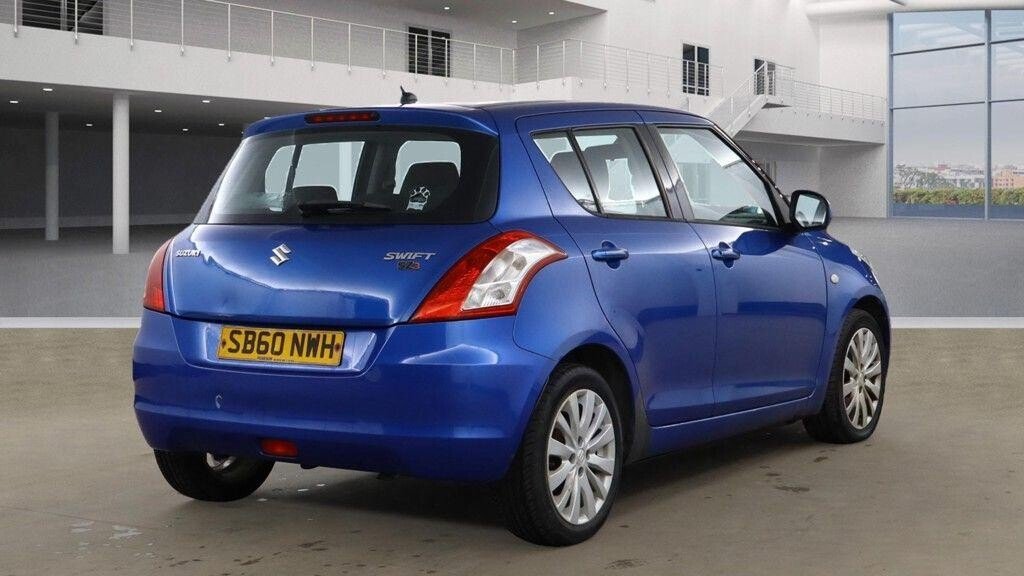 Used Suzuki Swift 2011 for sale - 76375921: Photo 5