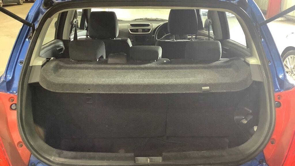 Used Suzuki Swift 2011 for sale - 76375921: Photo 9