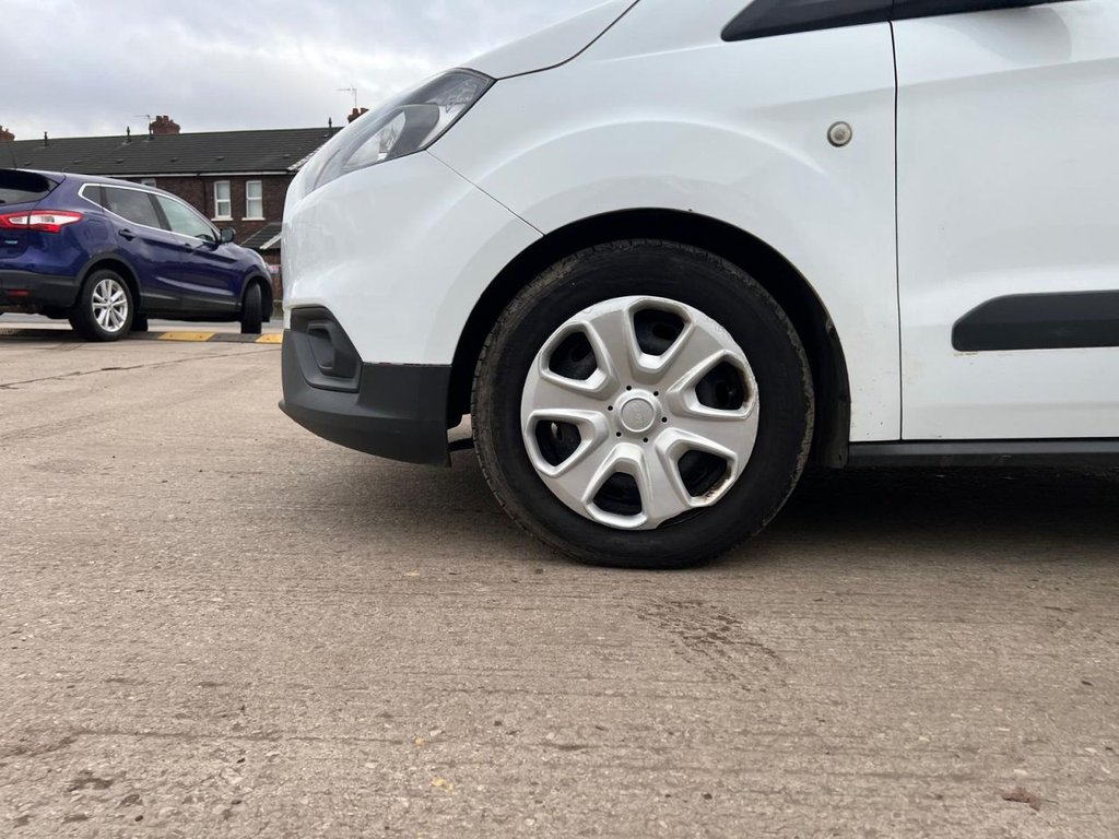 Used Ford Transit Courier 2019 for sale - 77053618: Photo 21