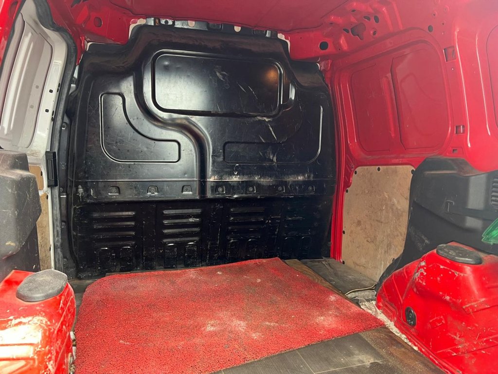 Used Ford Transit Courier 2019 for sale - 77053618: Photo 23