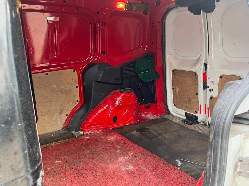 Used Ford Transit Courier 2019 for sale - 77053618: Photo 25
