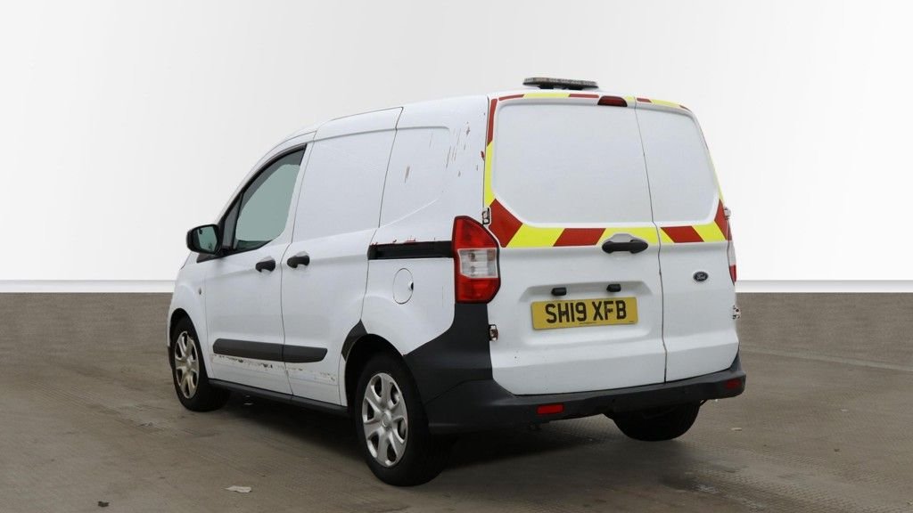 Used Ford Transit Courier 2019 for sale - 77053618: Photo 4