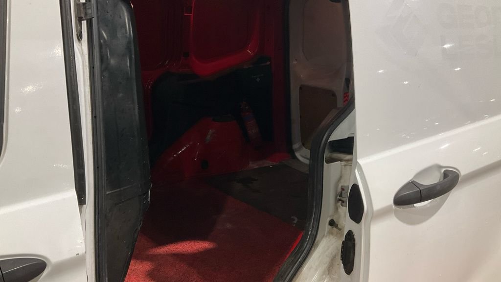 Used Ford Transit Courier 2019 for sale - 77053618: Photo 9