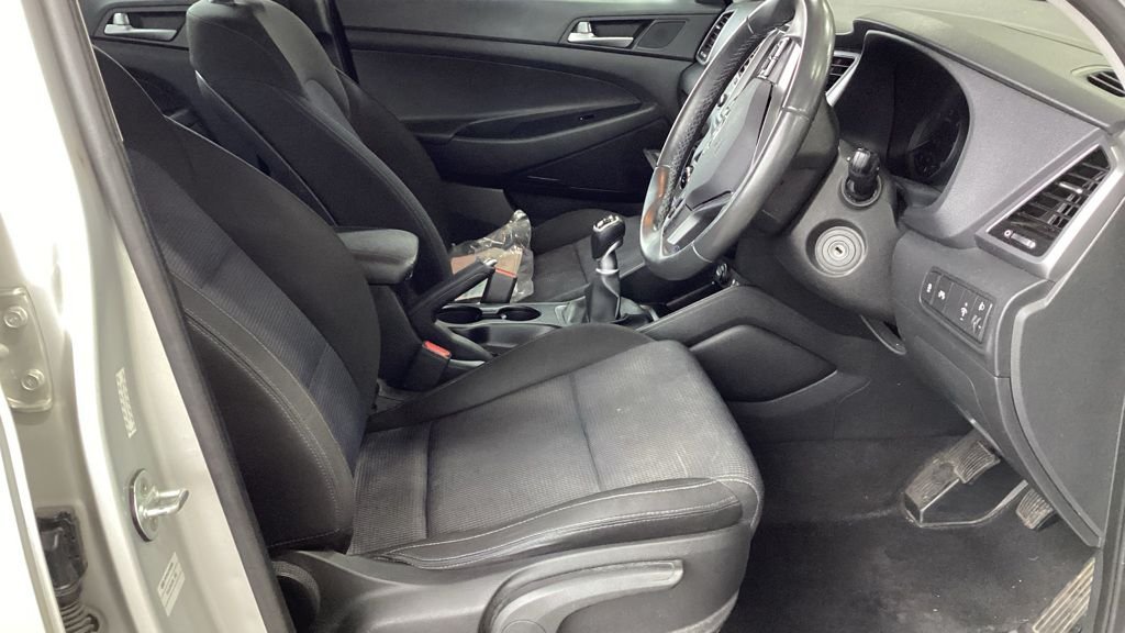 Used Hyundai TUCSON 2015 for sale - 76848281: Photo 9