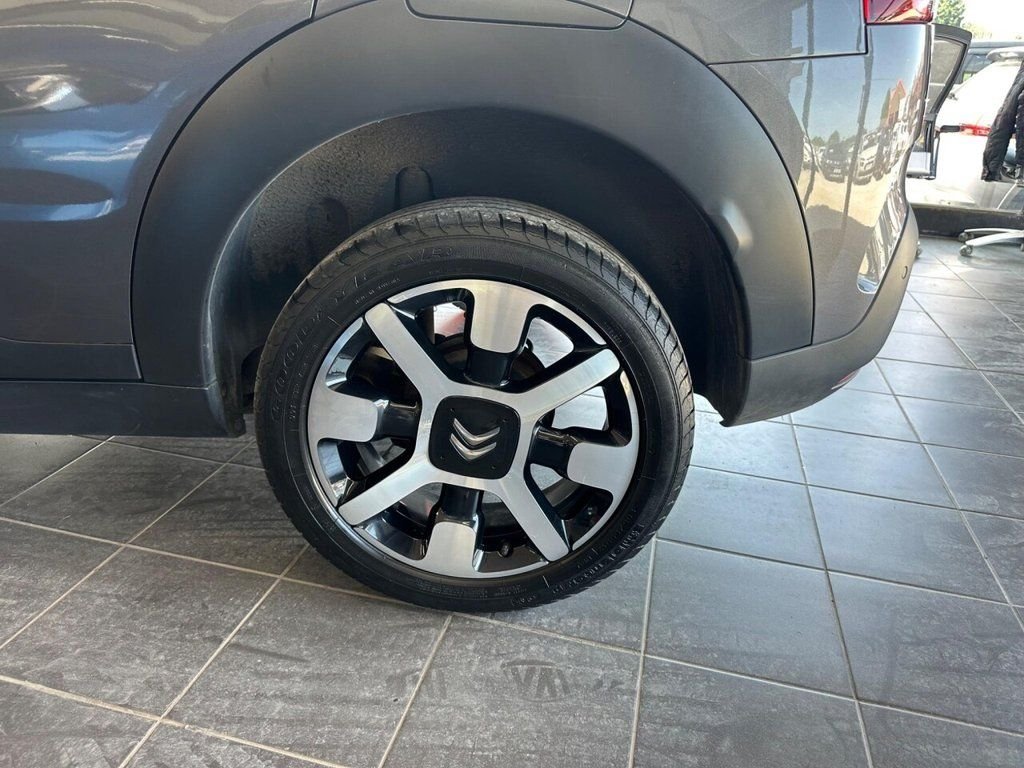Vehicle 21